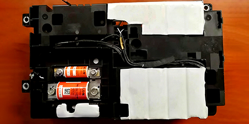 非硅導(dǎo)熱墊電動(dòng)汽車BDU應(yīng)用